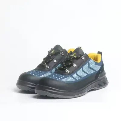 LIGHTWEIGHT WORK SHOES
